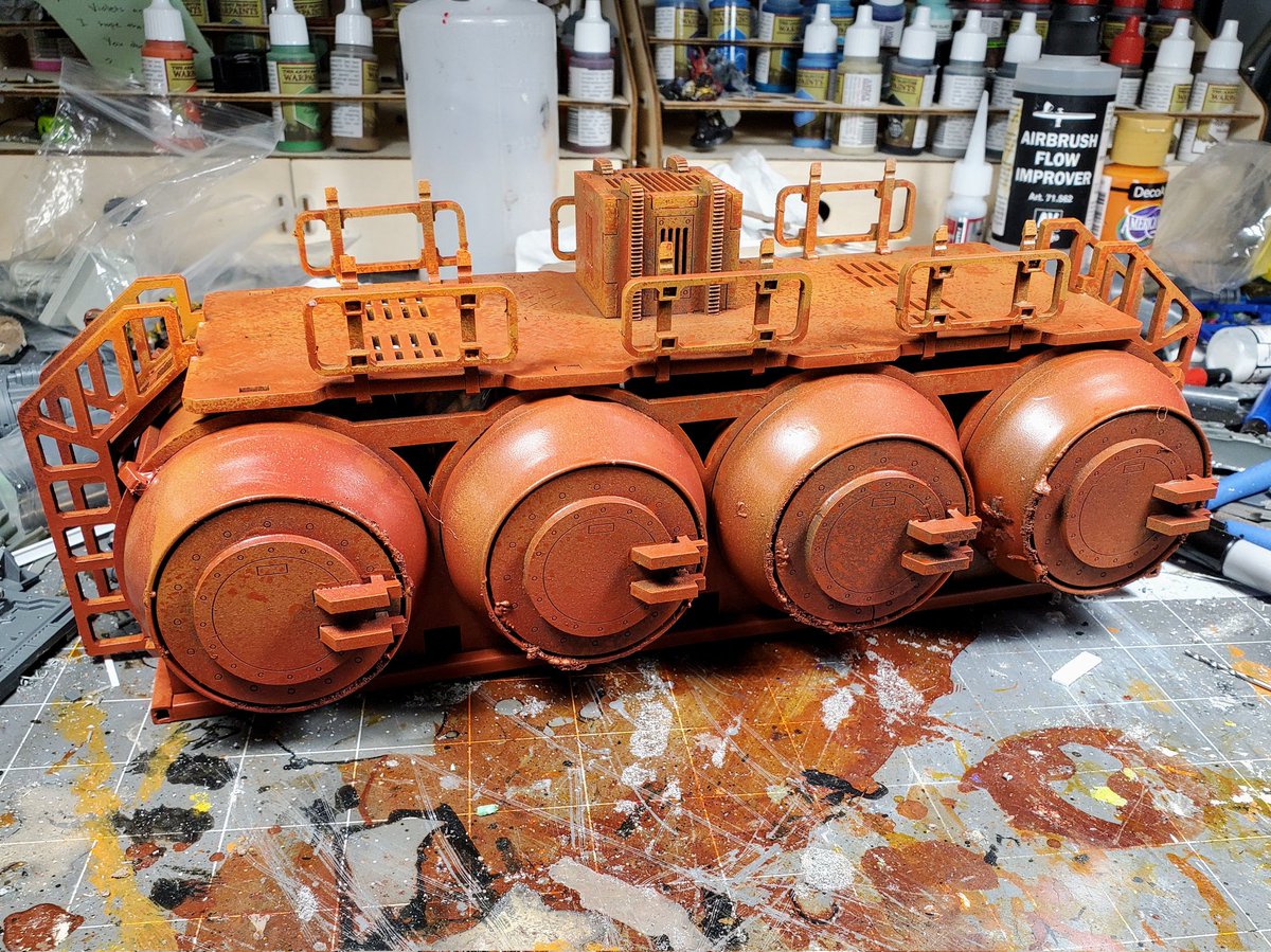 #hobbystreak day 230; got the first bit of color on this terrain piece