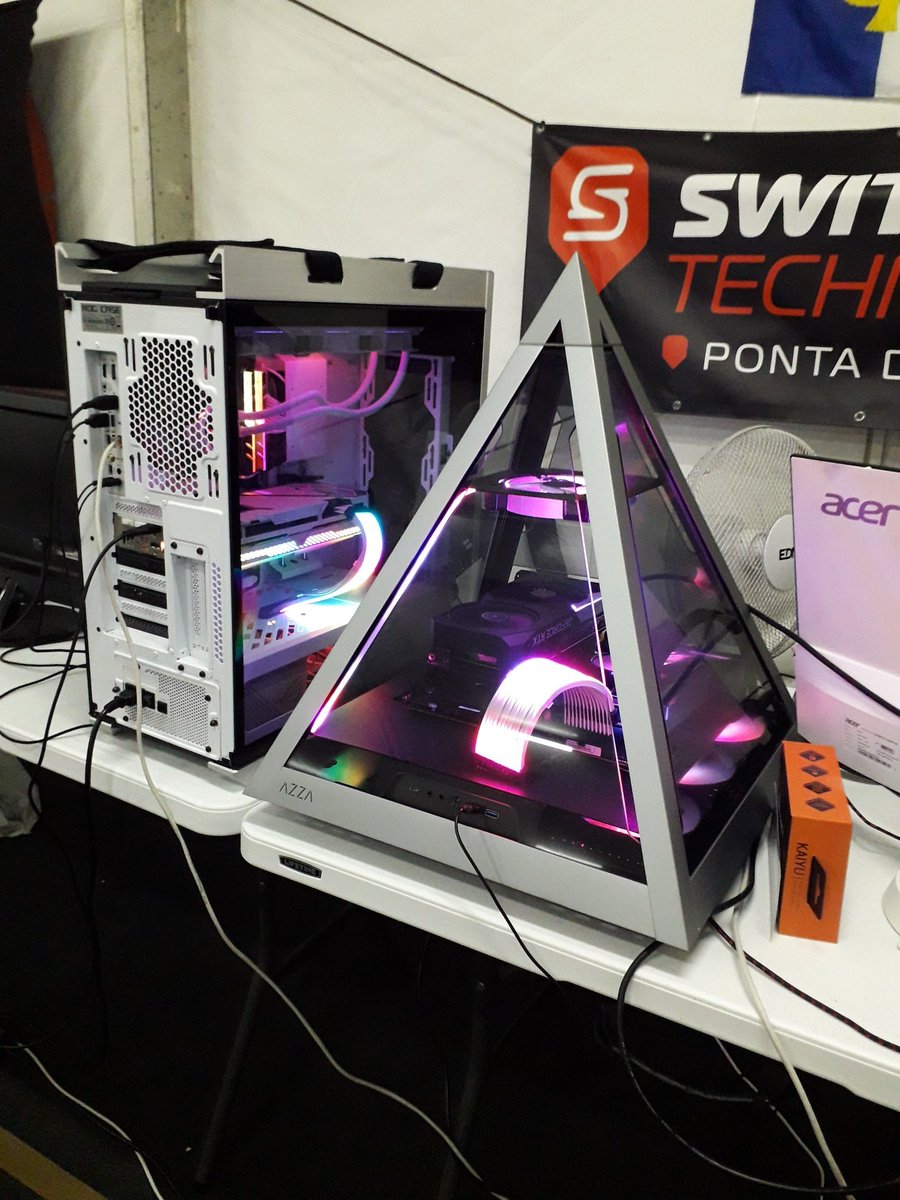 Aninhas088's tweet image. Would you guys like to join me in a lan party? #switchtechnology #inforpereira #playnesti