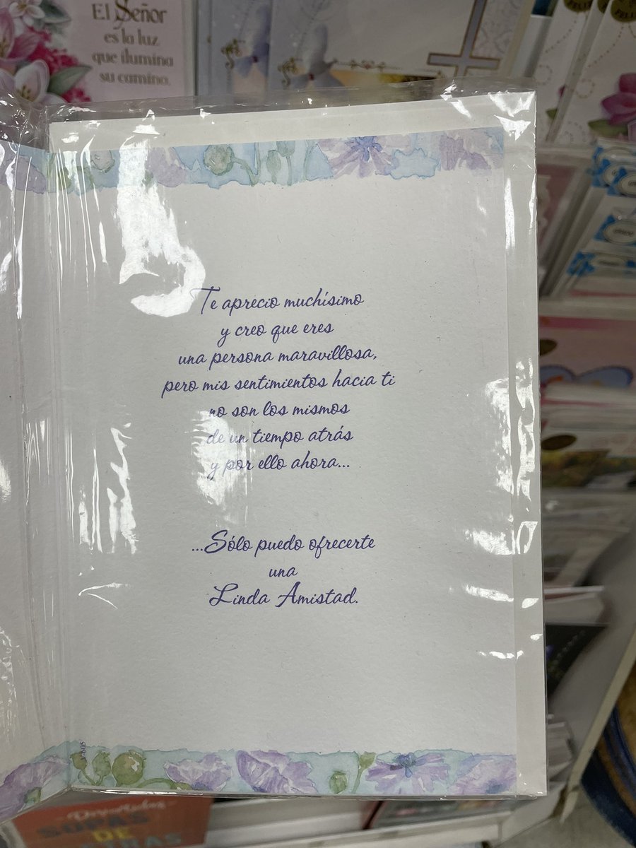 solysereno's tweet photo. Cabrón, fuera de vación ahora hacen postales para friendzoniar. 

Wao. https://t.co/DYJCCg28f4