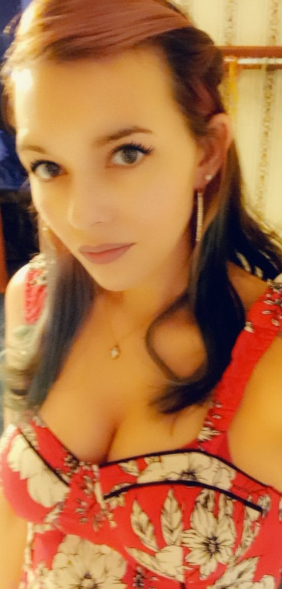Jenniferkm6887's tweet photo. New dress from my recent shopping spree 🤗❤😛 https://t.co/6E7269N0zx