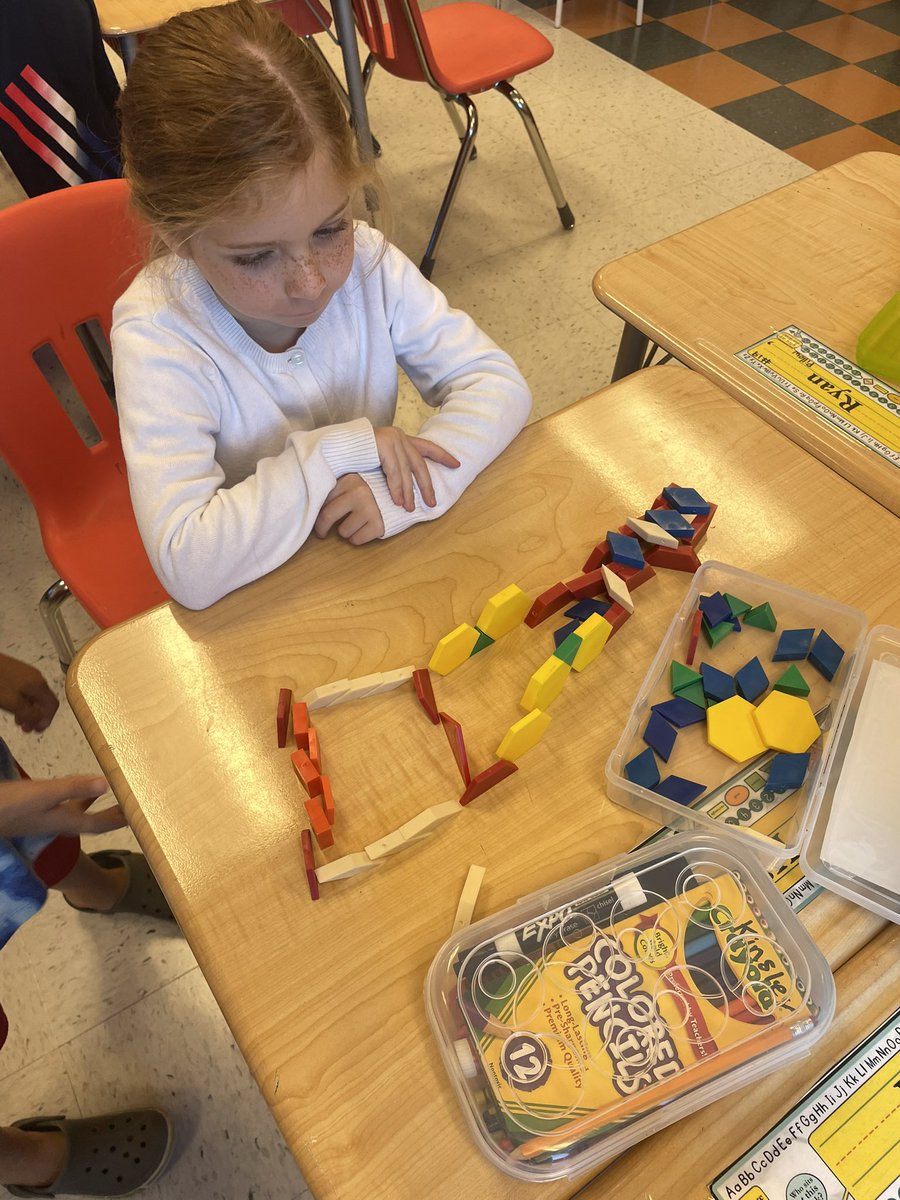 stm_4tigers's tweet photo. These 2nd grade engineers really put the “E” in STEM today! The conversations, problem solving and positive remarks to teammates was amazing to see!!🌟
#TheNokesvilleSchool
#NokesvilleTigers https://t.co/XdBQs2W9Tr