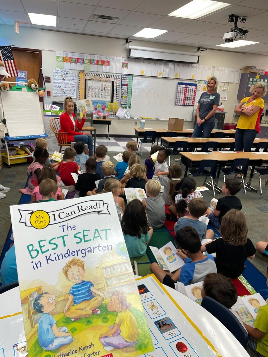 We had the opportunity to donate books to a 1st grade class at University Academy and a Kindergarten class at Roesland Elementary School. Thank you to <a href="/BJ_KCSN/">BJ Kissel</a> with <a href="/KCSportsNetwork/">KC Sports Network</a> for helping to make this donation possible and coordinating with the schools! #KCSNFoundation