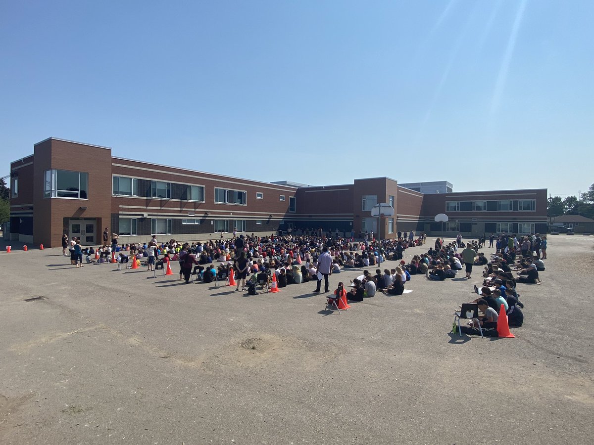 ChpsClara's tweet photo. It was great having us all together for our first assembly to introduce new and returning faces, talk about optimism, #betterthannormal, and using our WITS.  Have a wonderful weekend everyone! https://t.co/HdHa75lMW3