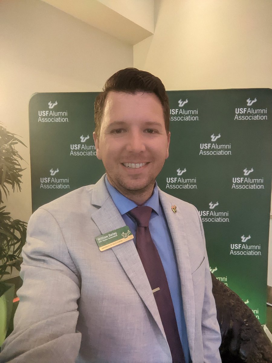 WilliamMPA's tweet photo. We are getting closer to tonight's @USFalumniAssn Fast '56 awards. Recognizing the fastest growing businesses owned and operated by #USFalumni #fast56 #GoBulls https://t.co/scGhNCdkBQ