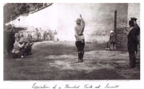 Ümit Doğan (@tsumut71) on Twitter photo İngilizler bu fotoğrafa "bir Kemalist Türkün infazı" diye not düşmüş. Yer İzmit Tersane Meydanı. 
"Kemalist" kavramı, İngilizler tarafından milli mücadele döneminde ortaya atıldı. O günden beri İngilizler de, İngiliz beslemeleri de sevmezler Kemalistleri. İngilizler bu fotoğrafa "bir Kemalist Türkün infazı" diye not düşmüş. Yer İzmit Tersane Meydanı. 
"Kemalist" kavramı, İngilizler tarafından milli mücadele döneminde ortaya atıldı. O günden beri İngilizler de, İngiliz beslemeleri de sevmezler Kemalistleri.