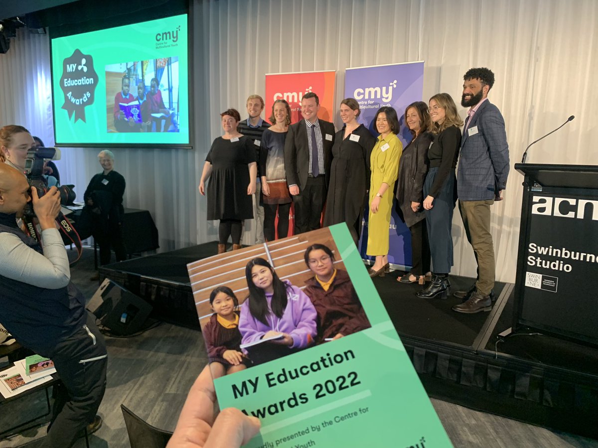 garyleecious's tweet image. Always a privilege supporting the inspiring work of Carmel Guerra, CEO of @TalkToCMY and her team - recognising the outstanding contributions made by Out-of-School-Hours Learning Support Programs in Victoria at the MY Education Awards 2022 #volunteers #youth