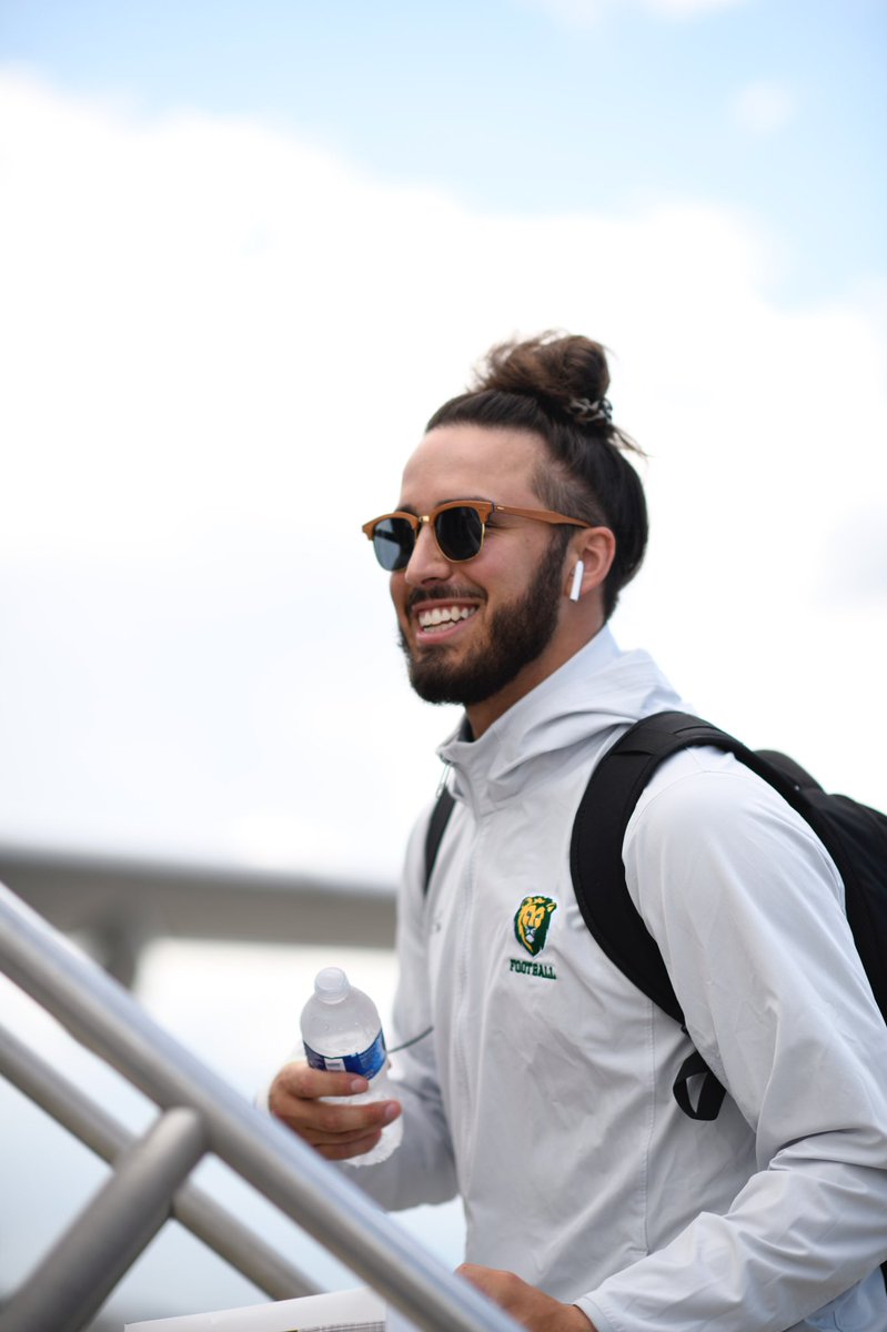 LionUpFootball's tweet photo. Sunshine State of mind! 

#LionUp | #BeBold https://t.co/Z12sRUEDoW