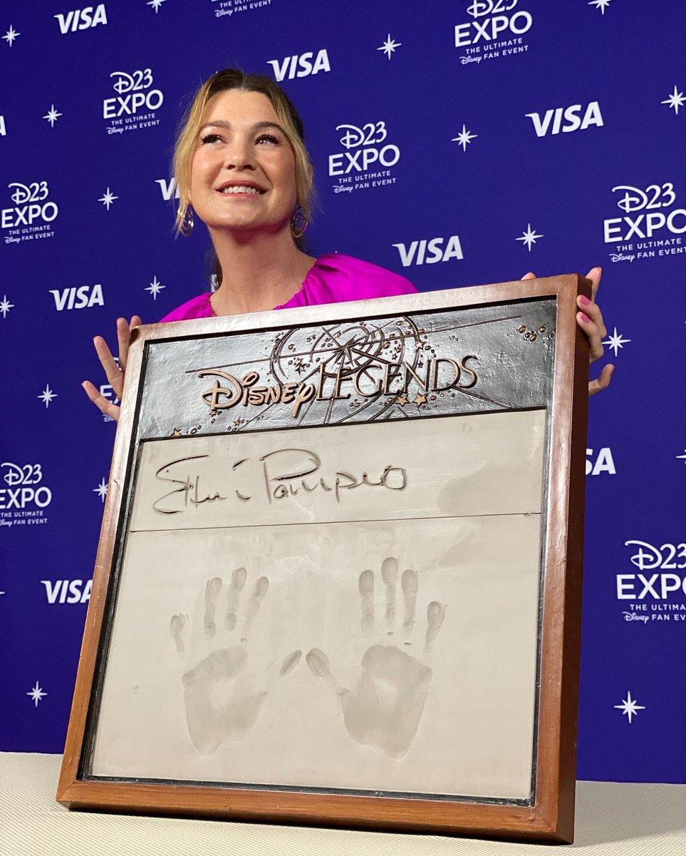 DisneyD23's tweet photo. Congrats to our 2022 class of Disney Legends! ✨ #D23Expo https://t.co/vEq8JFkUTv