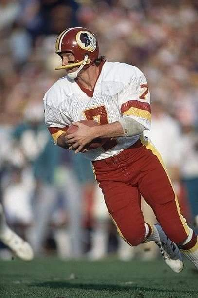 Happy 73rd Birthday to Redskins all-star Joe Theismann 