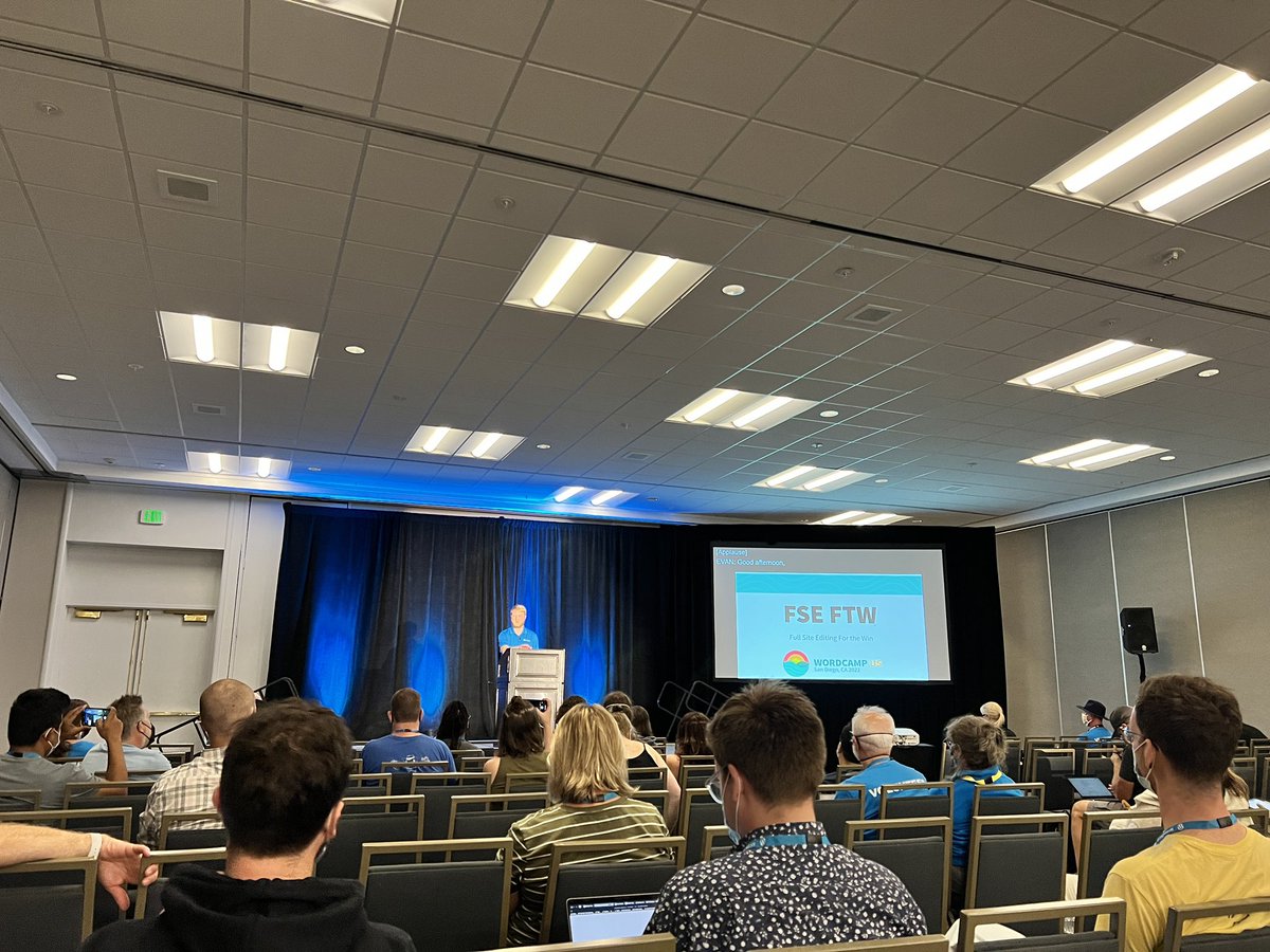 bluehost's tweet photo. @circlecube talking about FSE for your personal website!#BluehostWCUS #WCUS https://t.co/8LOoCByXuG