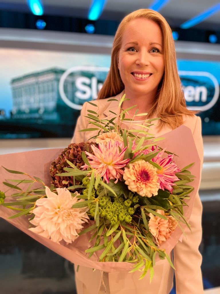 annieloof's tweet image. Tack för alla fina kommentarer! 🙏🏻

Din röst avgör vägen framåt för Sverige. Rösta på Centerpartiet. Rösta för samarbete och handlingskraft. Rösta för klimatet, jämställdheten och landsbygden. För medmänsklighet och framtidstro. För Sveriges bästa.