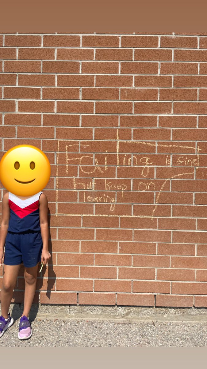 Ms_Raveendran's tweet photo. After learning about having a growth mindset, Ss wrote inspirational messages on our school for the rest of our wolf pack to read! @WPSwolves @DDSBSchools https://t.co/mOWB2oUNkP
