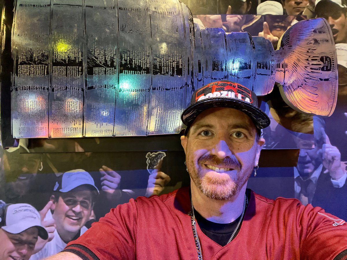 4UEntertain's tweet photo. The Champ is Here!!! That’s how @DDPYoga makes you feel every day! See you in 2 weeks @RealDDP and @PaygeMcMahon in LA!!! #ddpy #ddpyworks #positivelyunstoppable #champion #StanleyCup #discoverycubeoc #ownyourlife #bang #champ https://t.co/gH247diS7s