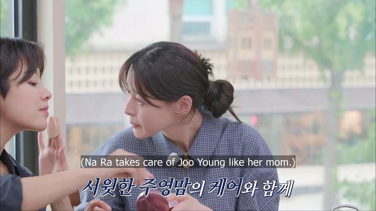 damshikfeels's tweet photo. Lmao Nara is down so bad for Jooyoung girl didn't do anything but staring at her and praising her the whole ep ksksksksl

#YouthMT https://t.co/q45AvVGgoC