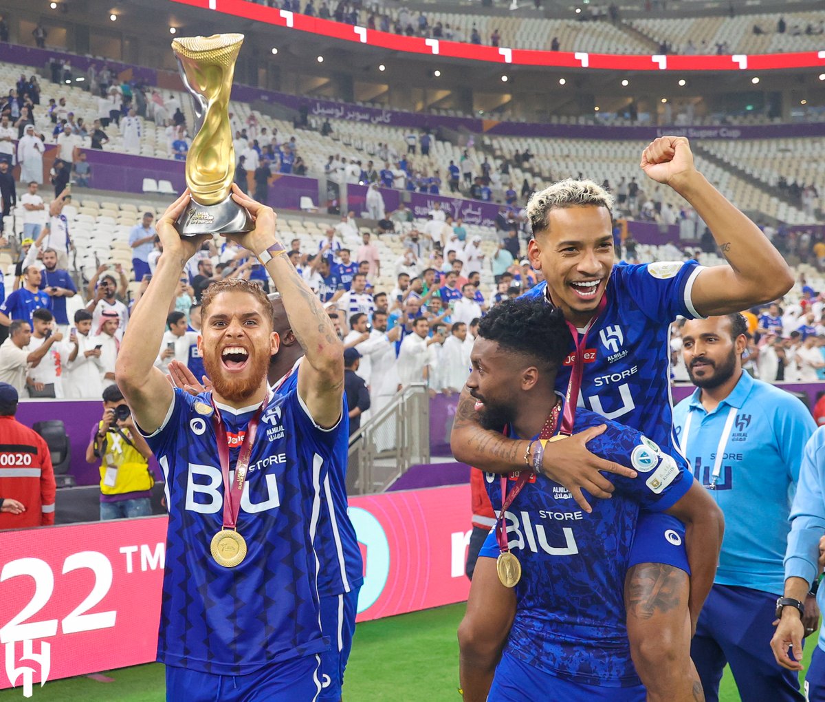 Alhilal_FC's tweet photo. 🏆المجد يشهد لك 🤩💙

#الهلال https://t.co/Hmvf26BcR9