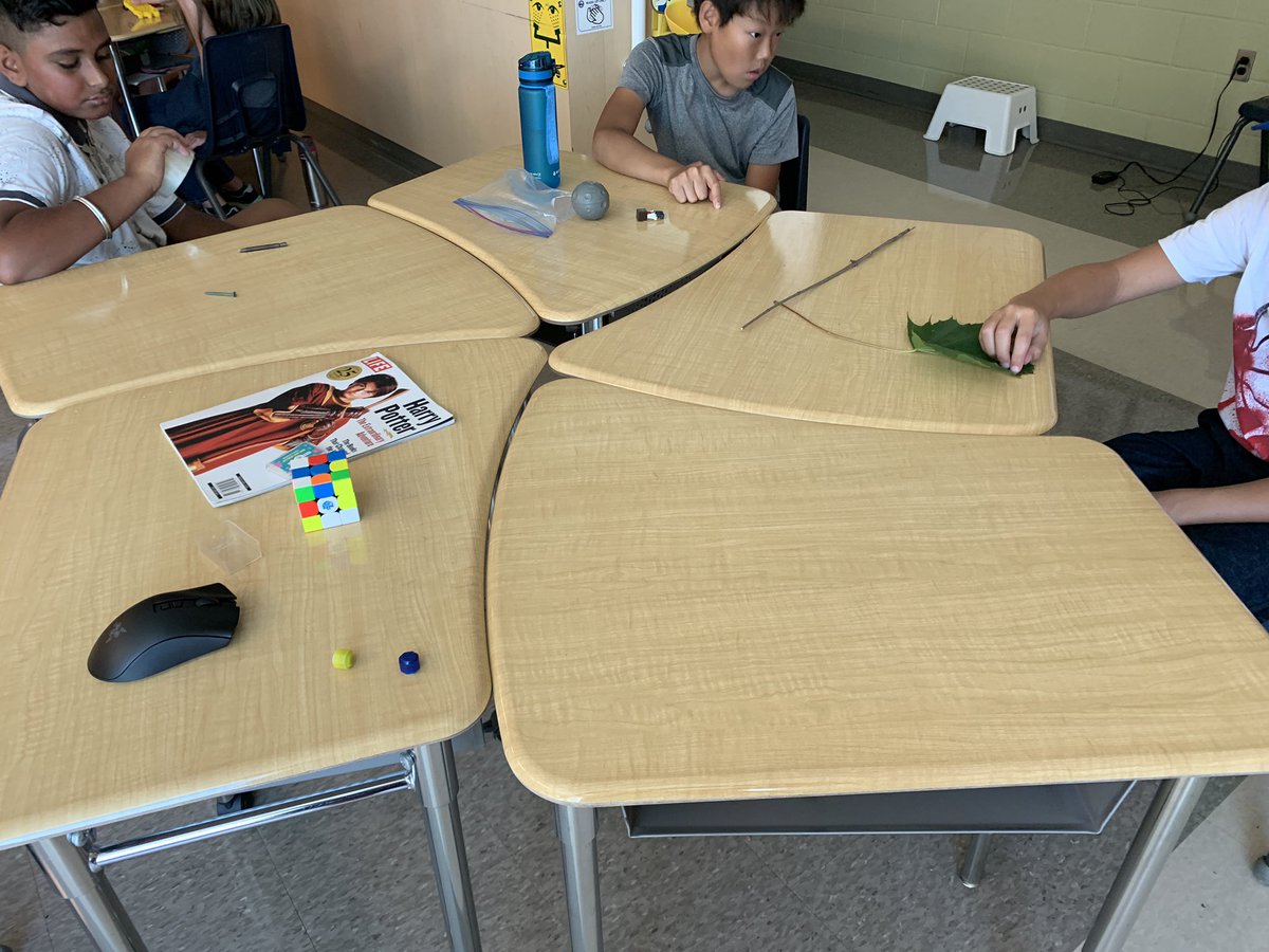 MsLaffinJST's tweet photo. One activity we did this week to challenge our thinking was “Choose 3”. Everyone had 3 items on their desk to use during this activity. @JSTwrdsb https://t.co/0VUTBXzvl2