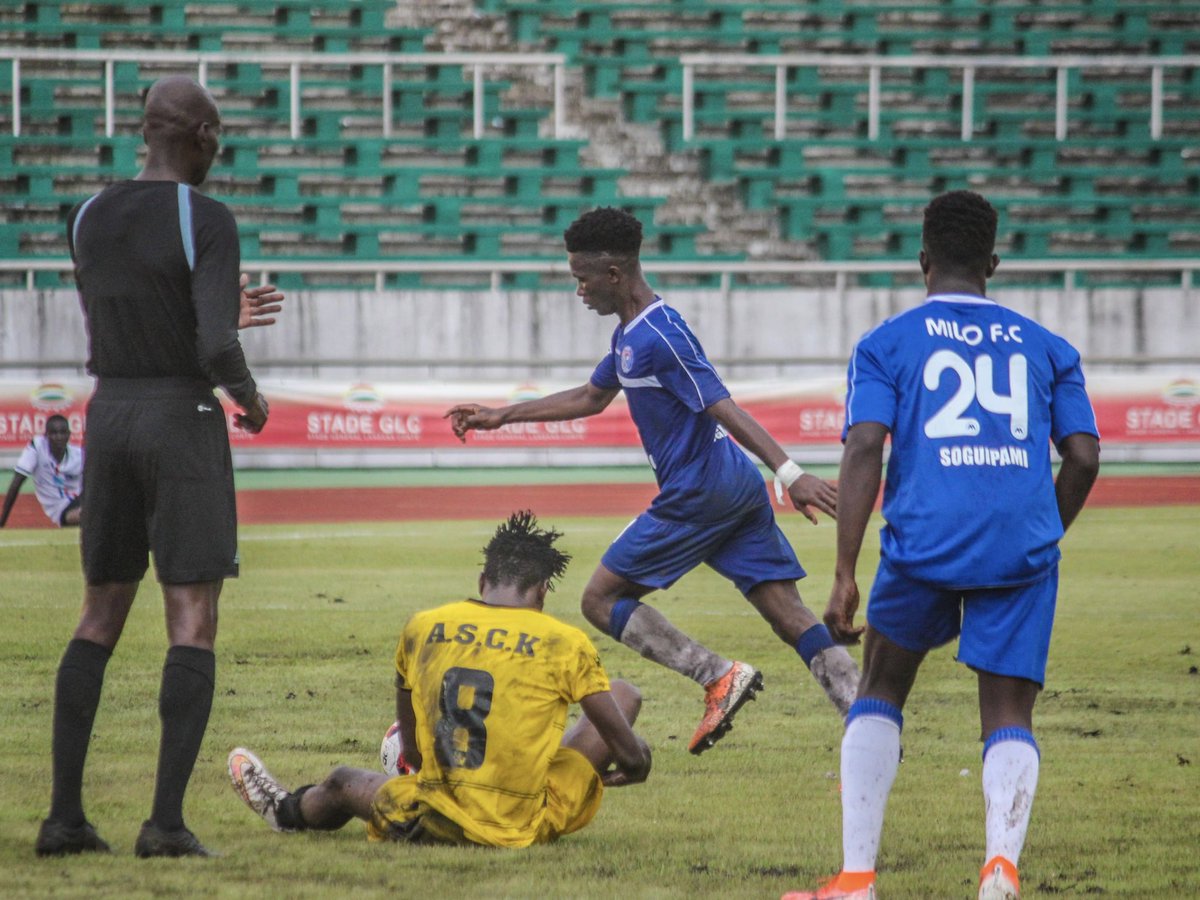 SportContents's tweet photo. #TotalEnergiesCAFCC 
Le Milo FC 🇬🇳 a disputé et remporté ce soir face à l’ASC Koza 🇹🇬 (victoire 2-1), le tout premier match de son histoire dans une compétition interclubs de la CAF. Historique 👏🏾
✍🏽🗞 https://t.co/o8wHMufW4z
#ExpertsFoot224 https://t.co/nTDbvjiPf8