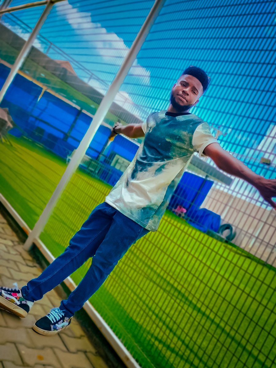 king_eazibeat's tweet photo. Only God and Nature knows the gravity of the good that will be hitting us next,,. just stay focused. Boy on a lay low,.
#kvcstudios #kvcstudio #eazibeat #eazibeatz #beast #producer #music #SHUTDOWN New Wizkid https://t.co/gIVY5HkqUz
