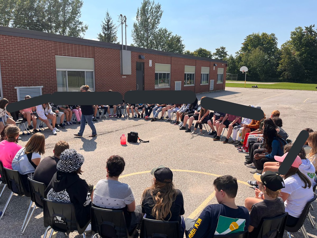 What a powerful moment at the end of day when both grade 7/8 classes (52 students) went outside and did a community circle! We had so much fun playing some ice breaker games and learning about each other! <a href="/GrandvalleyDPS/">Grand Valley DPS</a> <a href="/ugdsb/">Upper Grand DSB</a> <a href="/KristaBuchta/">Krista Buchta (she/her)</a>