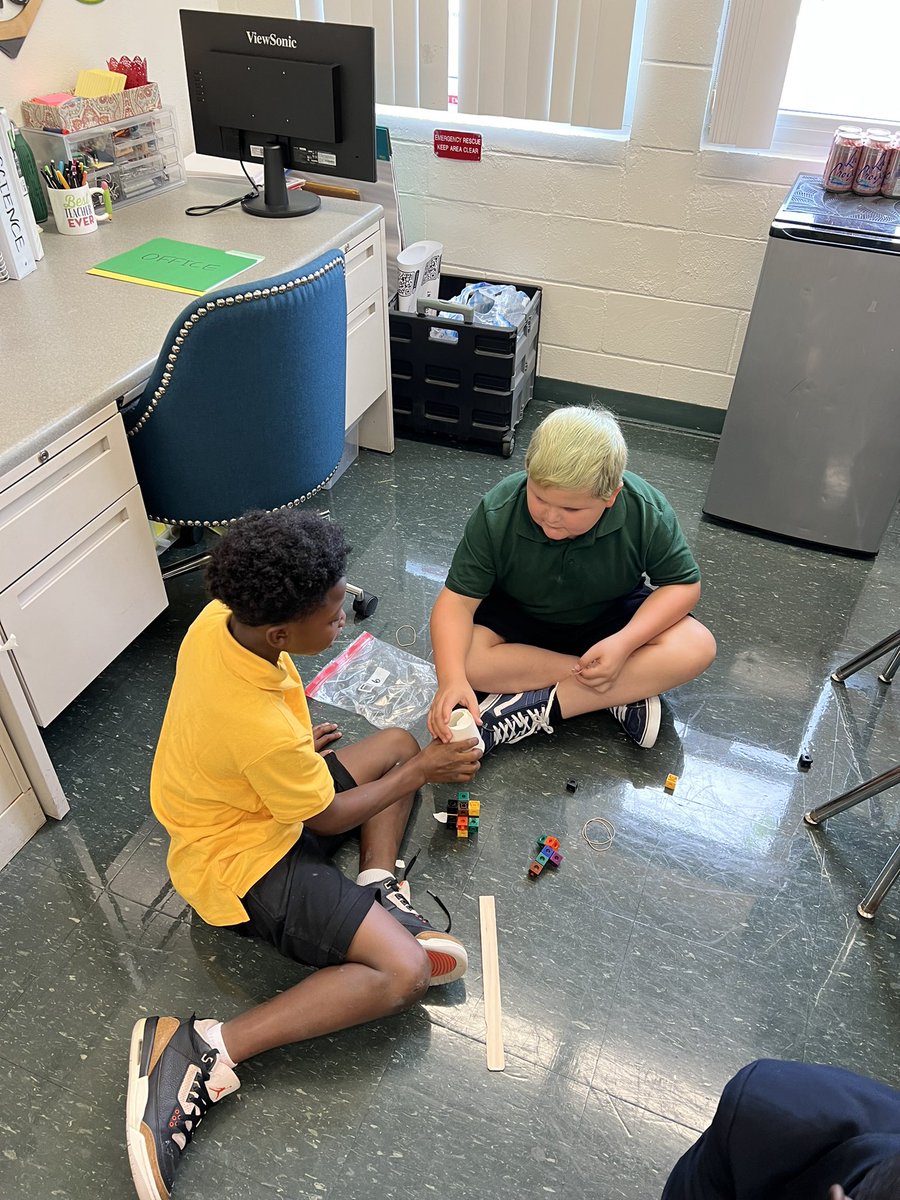 Amanda Crane tweet media