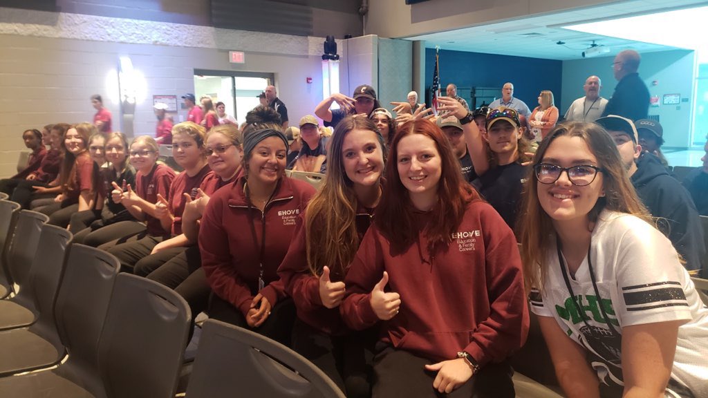 EHOVEefc's tweet photo. Education and Family Careers Seniors! We are ready for our senior year! We can’t wait for what this school year will bring us! #EHOVE #EHOVEvips #efc https://t.co/2XDt2ViFjE