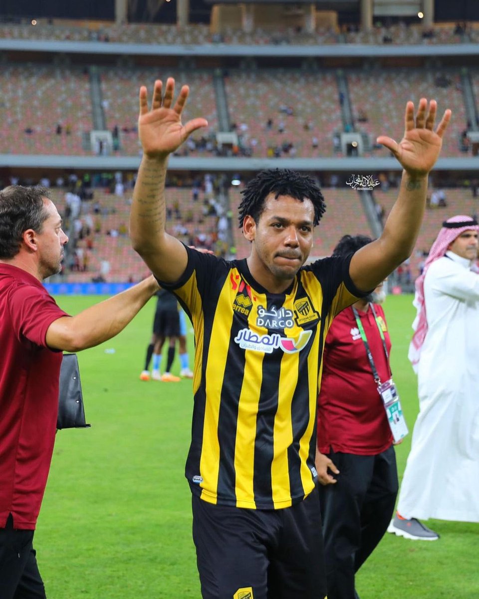 Mo8yd's tweet photo. لو لم تتقبلني بأسوء حالاتي
فأنت لا تستحقني في افضل حالاتي .. https://t.co/eN25Z2NHTi