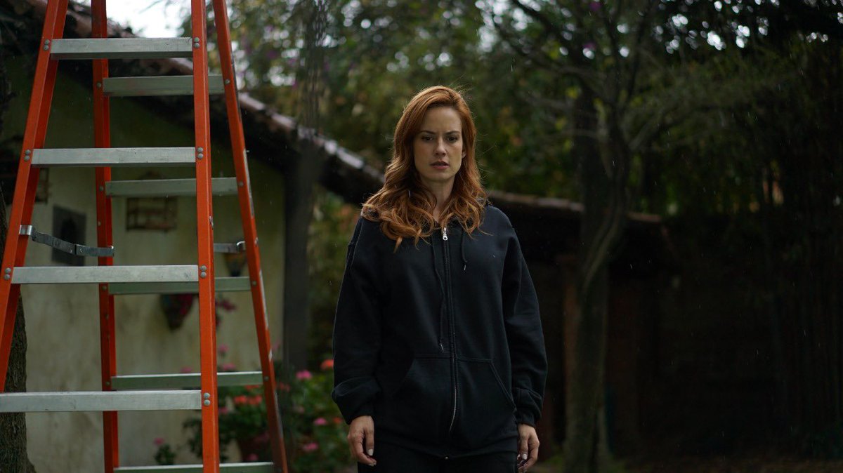 Carlota está dispuesta a todo 

Gran final 
#CorazónGuerrero #LasEstrellas