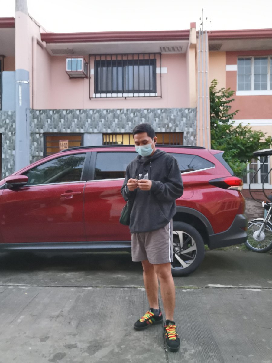 KG102018's tweet photo. Saturday.
Restday.

Ingat all, dont skip meds please. https://t.co/FruC4FWshV