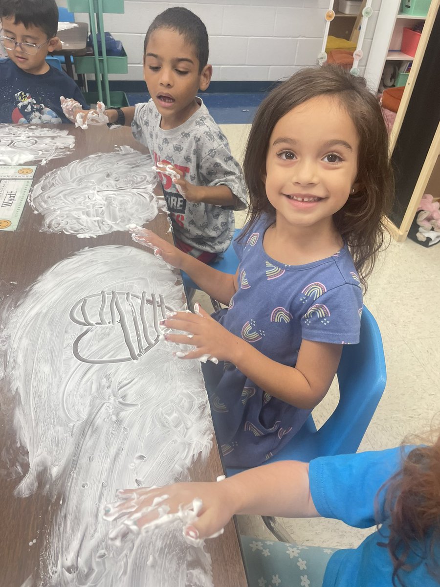 Mel Garza tweet media