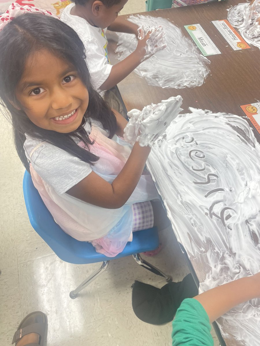 Mel Garza tweet media