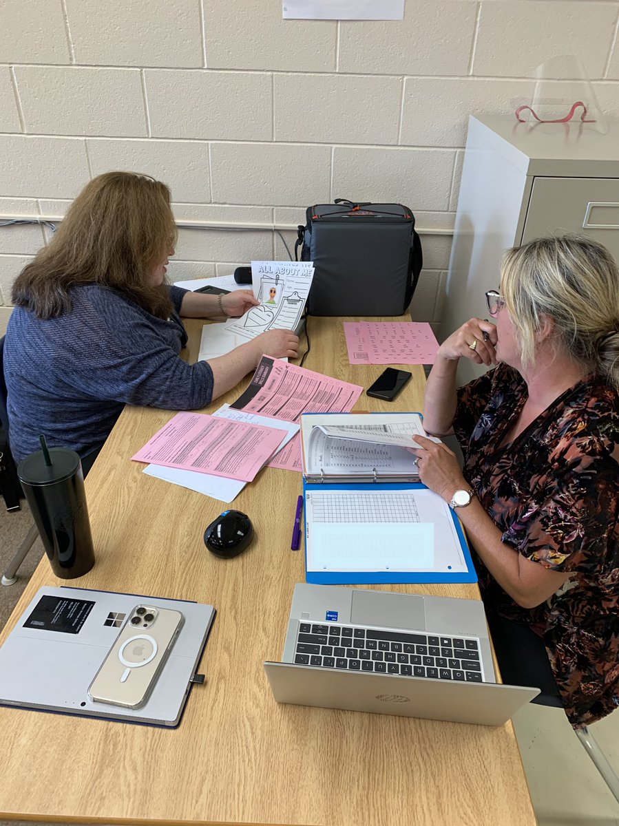 MosaCentral's tweet photo. It’s day 3 of returning to school and @NatashaBenoit has already made it her priority to network with our @tvdsb Speech &amp; Language Pathologist. Reviewing her caseload but also being open to strategies and Literacy Intervention that will support all students was on the agenda. https://t.co/ULNfxdGiJ9