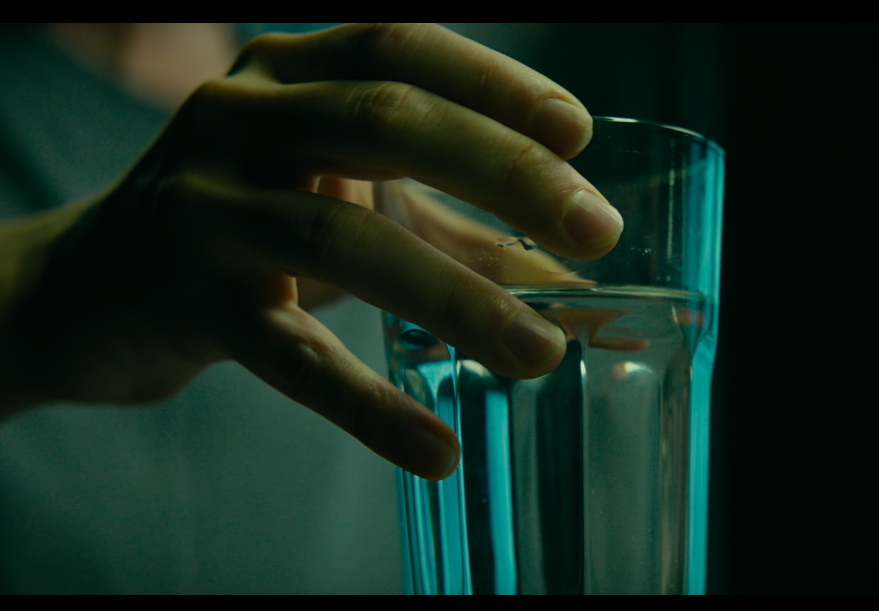 prayers4Bom's tweet photo. #FreddieFriday #HandsEdition
#part2
#IThink.... #HeDoesHaveNiceHands
#TheGoodDoctor
#GreenApples
#TheVault
#WayDown https://t.co/2KSAUyQVRC