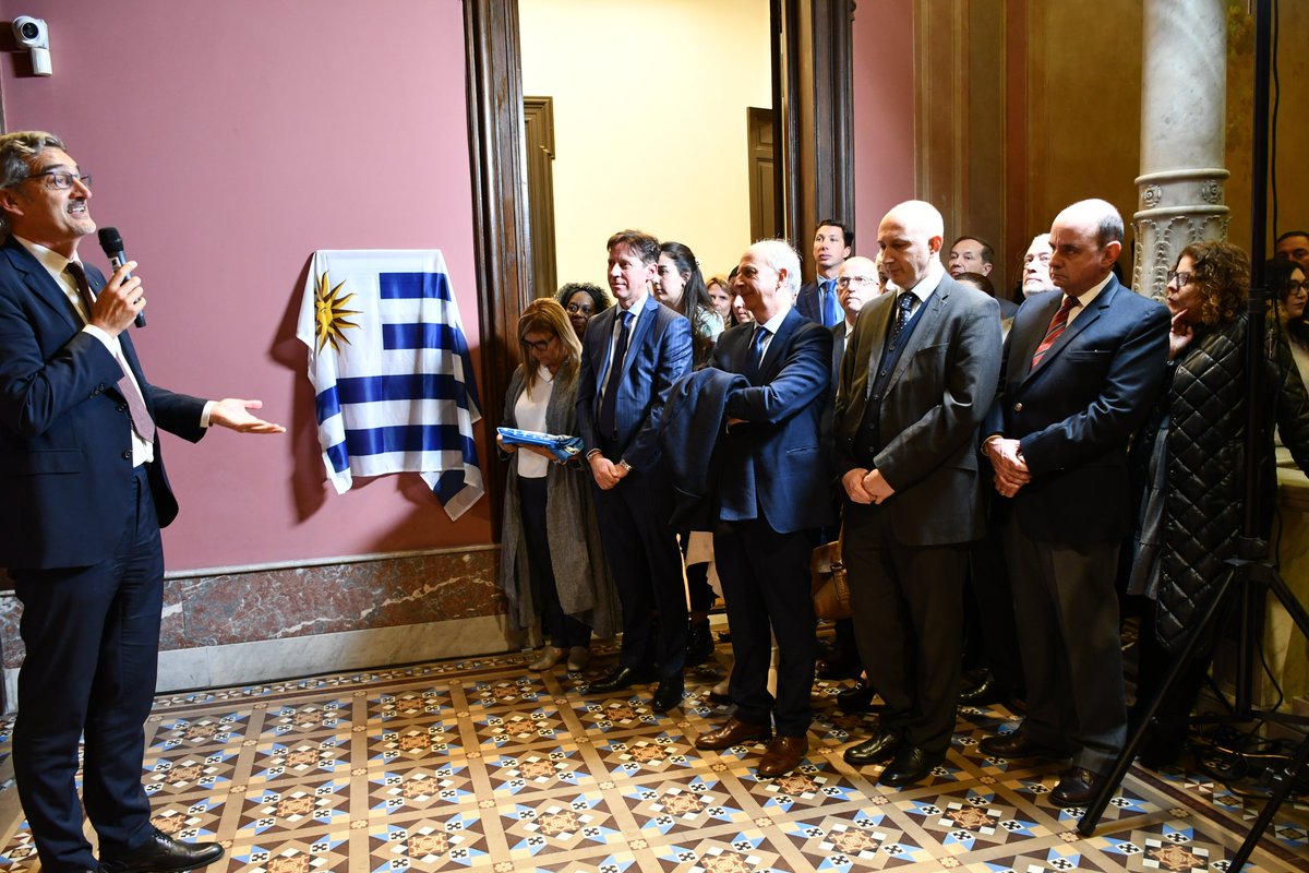 ONUUruguay's tweet photo. Hoy es un dia de alta emoción para nosotros: inauguramos nuestra casa en Uruguay! Con emotivos discursos de @Lacroix_UN @beatrizargimon y @PabloRuizHiebra 
Son todas y todos bienvenidos! https://t.co/tuWF6UBPG7