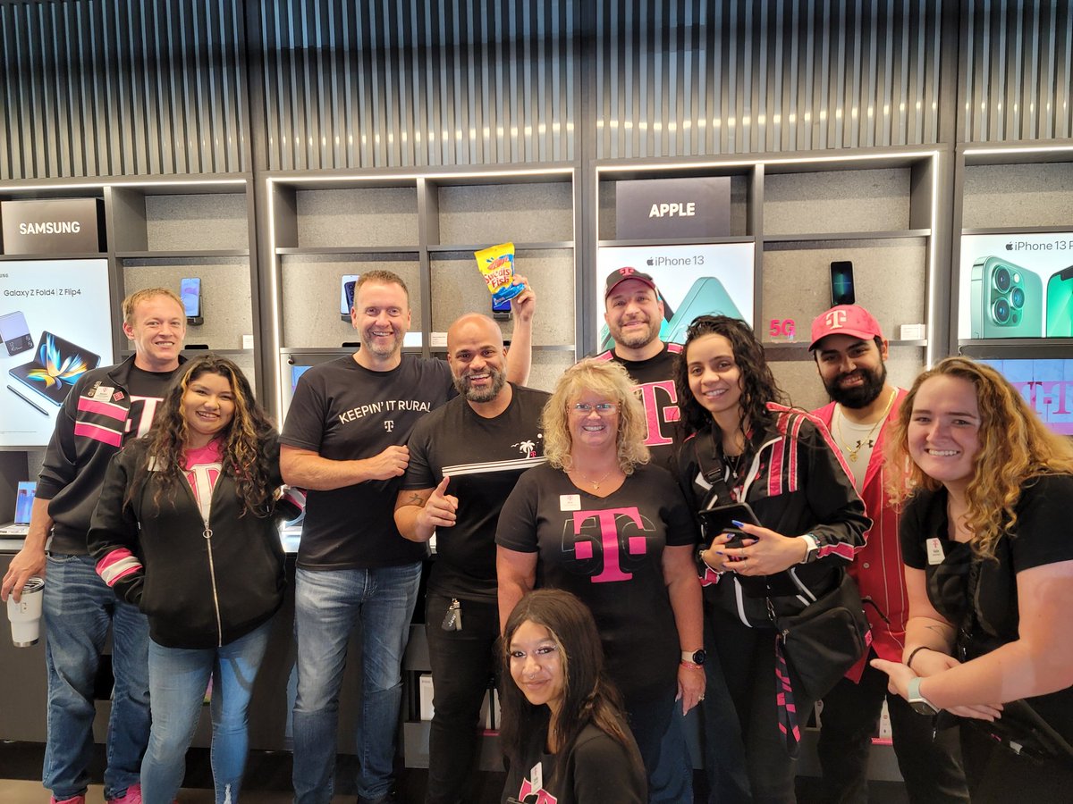 Great visit today with an AWESOME leadership team!!!  Woodstock #629F welcomes you and invites you back anytime!  #Swedishfish,