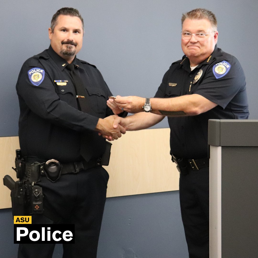 ASUPolice's tweet photo. Newly promoted Sergeant Jesse Fletcher may have the most wholesome reaction we've seen to receiving his badge and sleeve patches.
Congratulations to Sgt. Fletcher, as well as newly promoted Lieutenant Nate Thompson!
#CommunityFocused #ASUPD #AdvancingTheField #ASUPolice π±π https://t.co/qrd3D1O1Xl