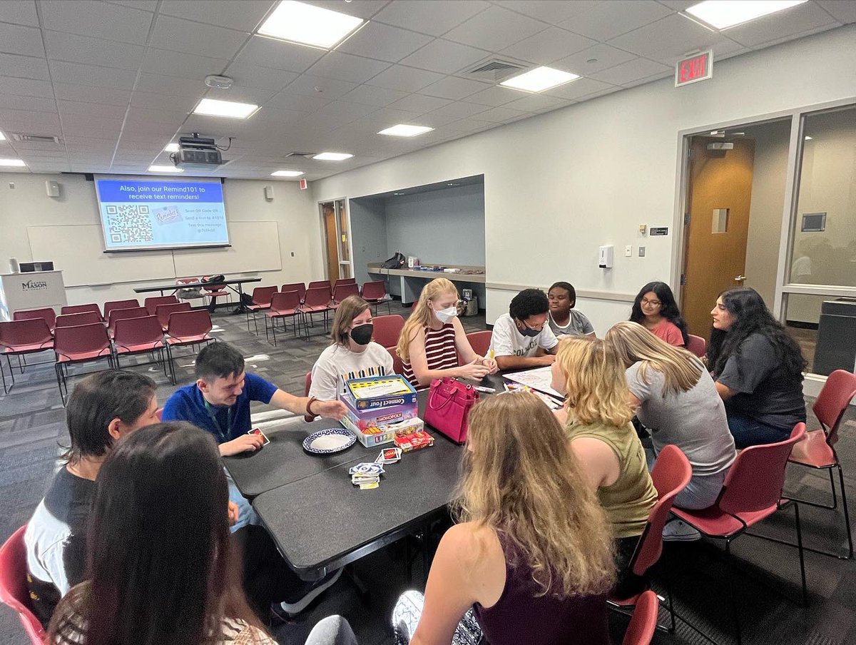 gmuedrising's tweet photo. Our first general body meeting was a success!! Thank you so much to everyone who came out to enjoy pizza and games! We are so excited to have more events catered to growing a loving and collaborative teacher community! Be on the lookout for updates on future events💙💙 https://t.co/S78y7t4dI0