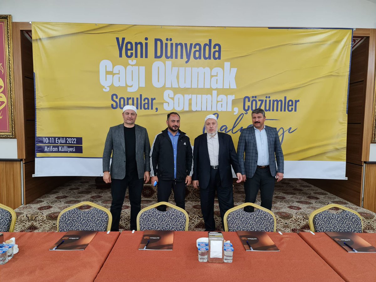 ofmuderrisoglu's tweet photo. #çağıokumak çalıştayında hazırlıklar tamam inşallah.

Rabbim temamına afiyeti ve affı ile erdirsin.

İnsan ve hakikat dertlisi hademe-i ilim ve bir çok vakıf temsilcisi gencimiz ile çalıştayımız sabah başlayacak inşallah.

Bereketle ve selametle.. https://t.co/UWxXxbS0c4