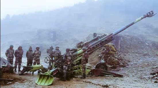 FunnyProMax's tweet image. Army gets new battle gear in (LAC) Arunachal Pradesh, helipads for Chinooks,
 light machine guns, assault rifles, rocket launchers, unmanned aerial vehicles, all-terrain vehicles, and high-tech surveillance gear. 🇮🇳💪 #IndianArmy #indianarmyfan #indianarmyofficers #INSVikrant