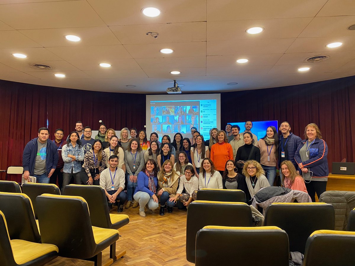 iuis_online's tweet photo. Great to see enthusiastic students at #ImmunoArgentina2022!  A thrilling 5-day PhD course all about #immunologicalmemory during #vaccination and #infection! Photos by @AlaciOrg!

@Immunopaedia @SAI_org #immunology #immunologywithoutborders #PhDchat https://t.co/Mhr6wEAI7J