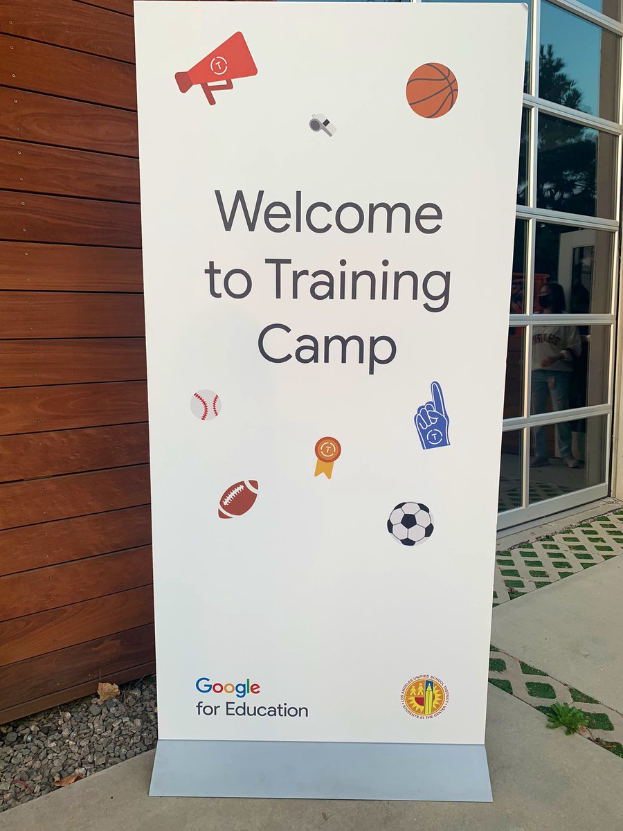MissG_LAUSD's tweet photo. Fantastic way to spend an @ITI_LAUSD Friday partnering w/ @GoogleForEdu @Five_StarTech @EDUguy_TD @MrsKBradford to support our #GoogleCert L1 &amp; L2 @LASchools educators going through trainer bootcamp! 

#DigCitLA #CS4LAUSD #EmpoweredByITI

@LASchools Pillar 5: Investing in Staff! https://t.co/20Ew85VSqM