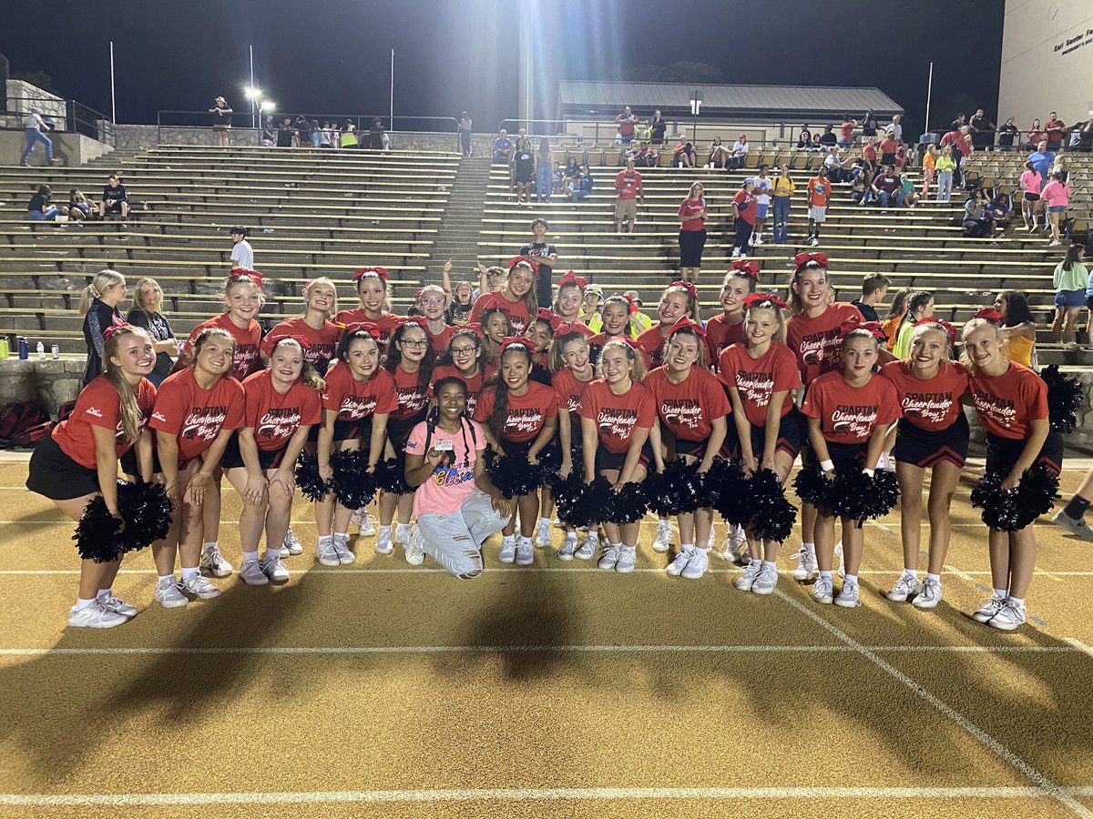 Fan of the Game Nikki Morrow!!! Thanks Gambino’s in Emporia for providing us with a free medium pizza!!