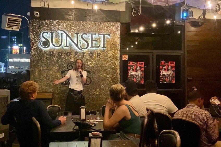ShaneKenneyCmdy's tweet photo. Had a great time performing @sunset_rooftop_hollywood last night! Thanks @YoungBaca for having me 🙂 
#standupcomedy #sunsetblvd #hollywood #rooftop https://t.co/zqlXxAY1nU