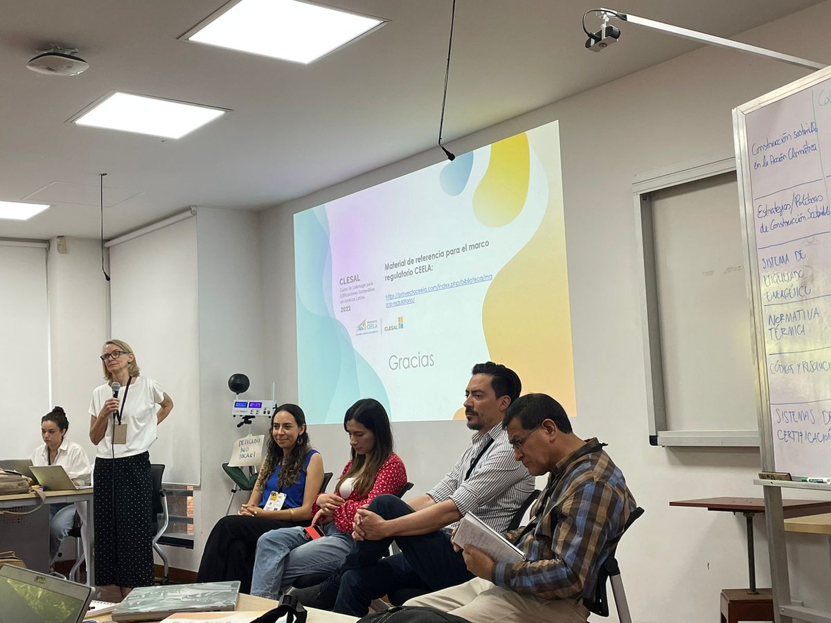 ViviendaEc's tweet photo. ✅ 12 países participantes. 

@ViviendaEc está representado por #JuanCarlosSoria, asesor ministerial y #DavidVaca, especialista técnico de la Subsecretaría de Hábitat y Espacio Público, quienes presentaron las iniciativas de sostenibilidad en las que estamos trabajando. https://t.co/2ulh04ajvN