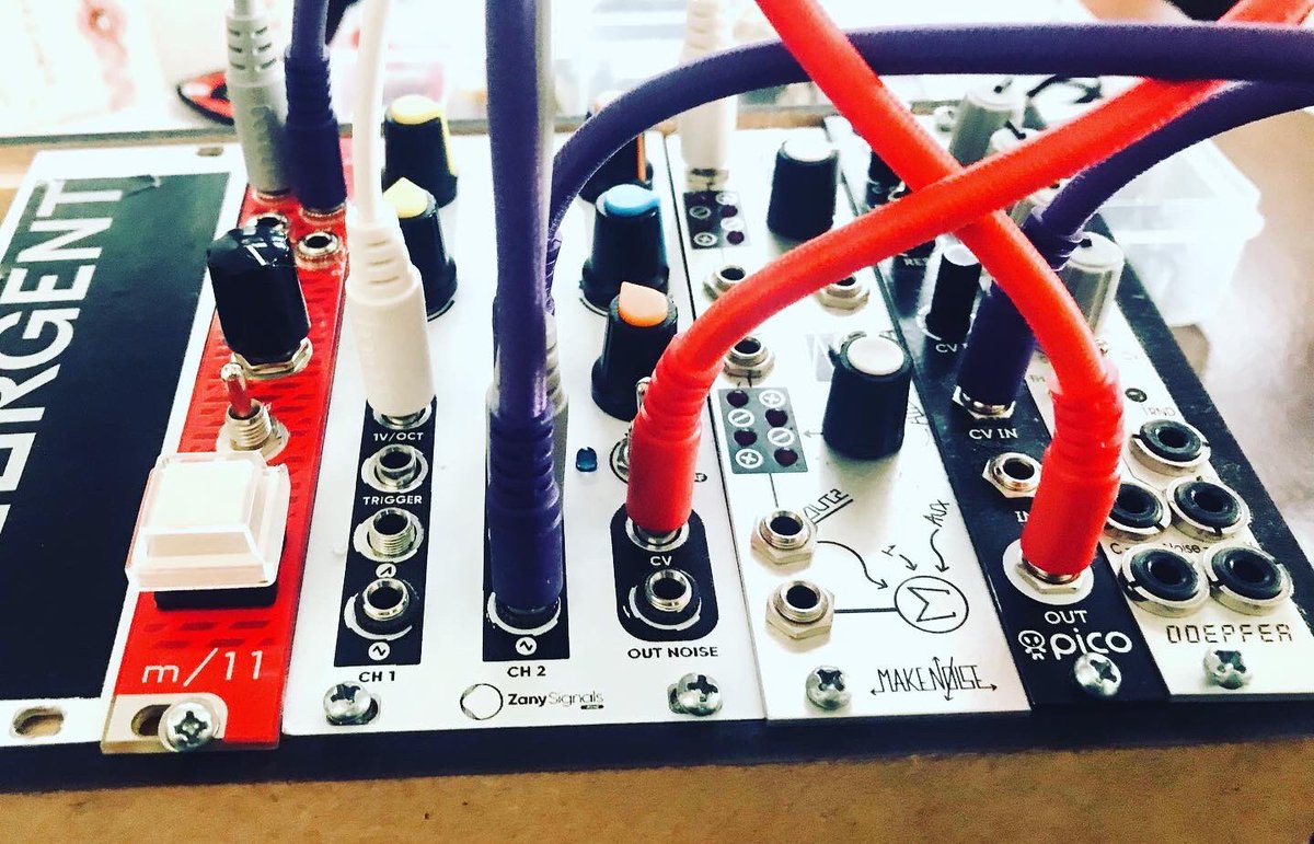 DanteScarpetta's tweet image. Segundo #modulareurorack terminado. #trogotronic #makenoise #Doepfer #ericasynths