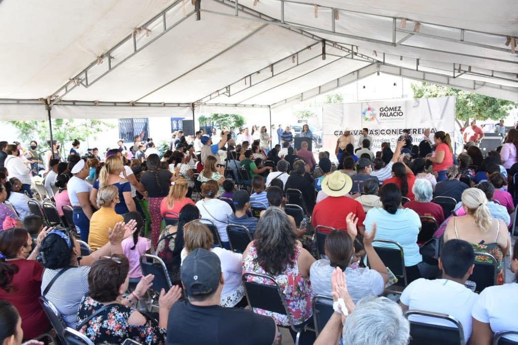 La Señora <a href="/LetyHerreraAle/">Leticia Herrera Ale</a> vuelve a poner el ejemplo: llegó a la Alcaldía a trabajar, no para hacer declaraciones. 
#GomezPalacio 
#TiempodeDurango 🗞