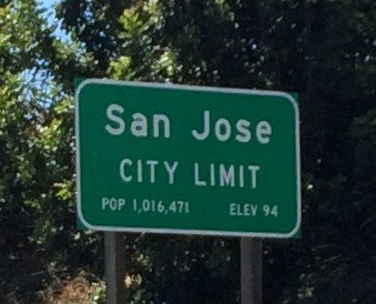 YingZheng22's tweet photo. I actually see this sign every time I go to San Jose. When I saw the words the first time, I thought they pronounced "San"+"Jo"+"Se." My friend remained me it pronounces the/sæn//həʊˈzeɪ/ sound. #ling107f22 https://t.co/vCNt1Se3Qn