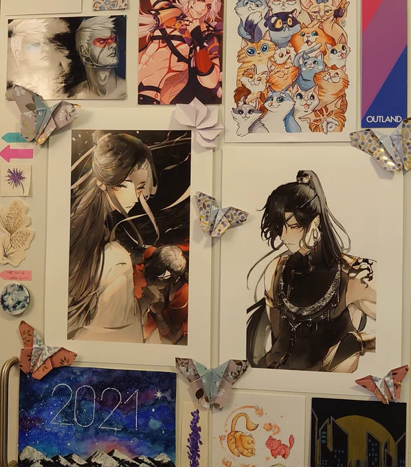 THANK YOUU SO MUCH FOR ORDERING MY HUALIAN 🥹🫶❤️💖💕❤️
It means the world to me that you like my art that much ❤️❤️ and I'm so happy you received them well!! The butterflies around them are a really nice touch 🫶 @exhaustedjester 