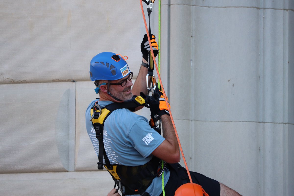 CB_Better's tweet photo. This afternoon, 25 Cottingham &amp; Butler team members went Over the Edge for @unitedwaydbq. What's even more incredible than rappelling down a 12-story building is that Team C&amp;B raised over $37,000 for our community!

Support Team C&amp;B by visiting https://t.co/1Ys1UEd2HG. https://t.co/OZkpDBXiwI