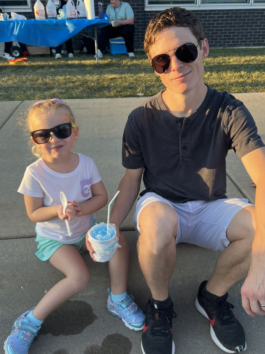 Great turnout tonight at the <a href="/SorrickNPD117/">Sorrick Elementary</a> Back-to-School Bash! Thanks to the Sorrick PTA for putting on this great event