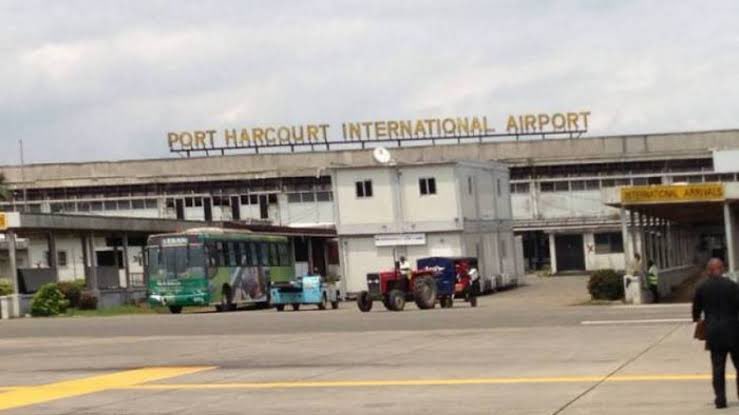 BashirAhmaad's tweet photo. Port Harcourt International Airport.

Before President            During President 
Buhari.👇🏽                        Buhari.👇🏽 https://t.co/GJAhddBye5